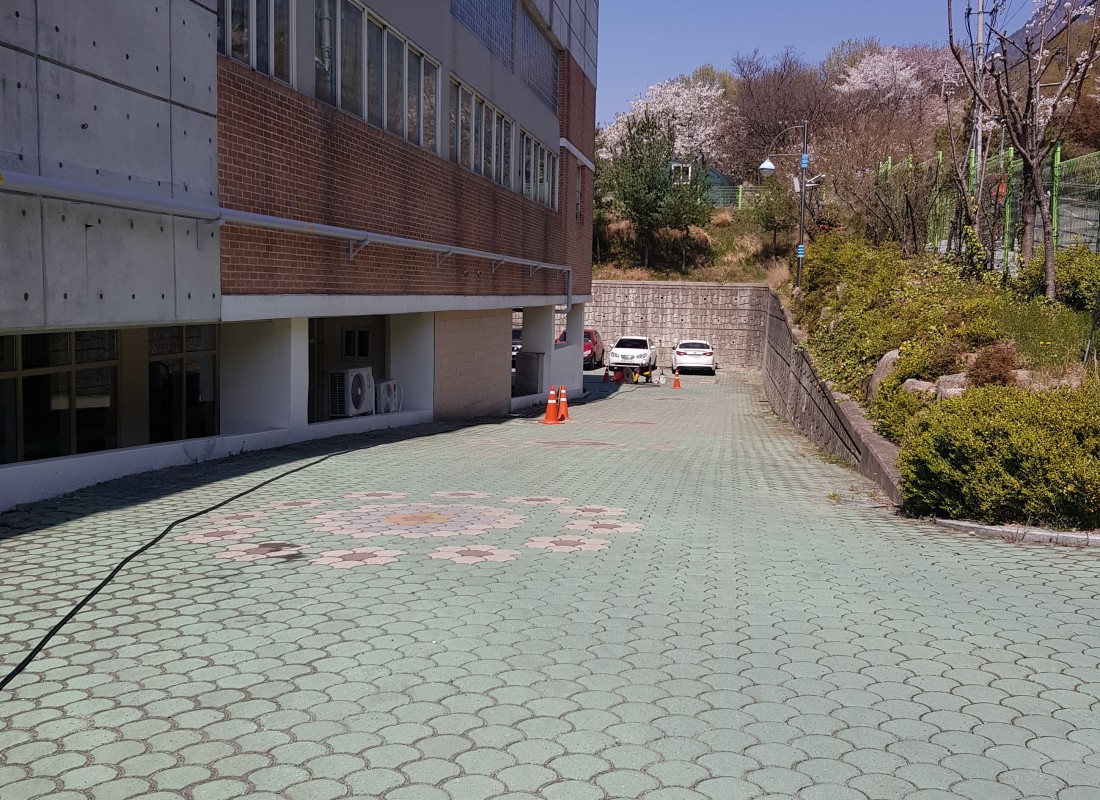 3695750758_dhDUWtLP_1cd8a0924bb330350e2c3d1b69637161ac7a53fb.jpeg 이미지크게보기