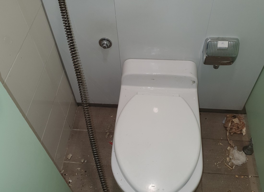 3695750758_MxFVTolK_4880eb1536bc5bece93e9fb6fa8d013c916a73af.jpeg 이미지크게보기